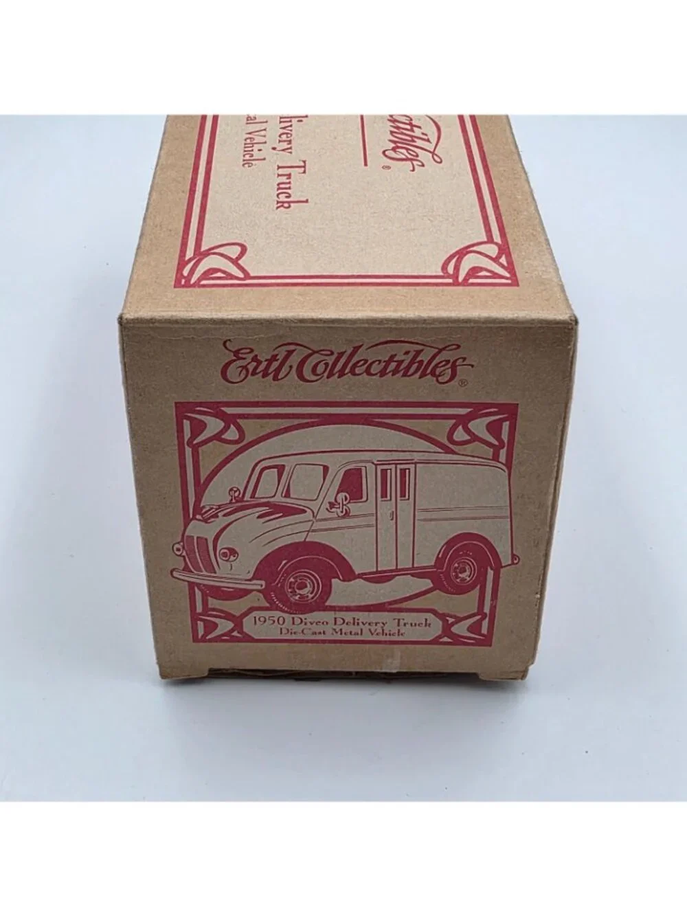 Ertl Collectibles 1950 Divco Delivery Truck Schwan's Dairy Ice Cream w Box 2000